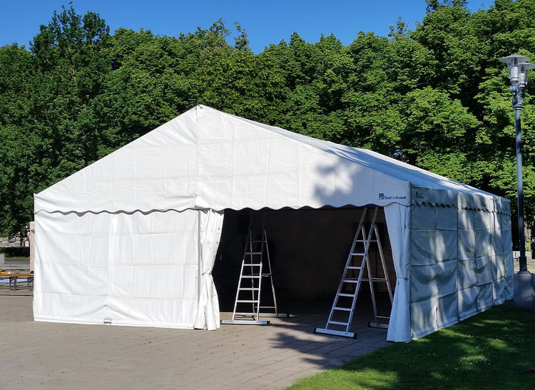 Event tent 6m - 8m wide