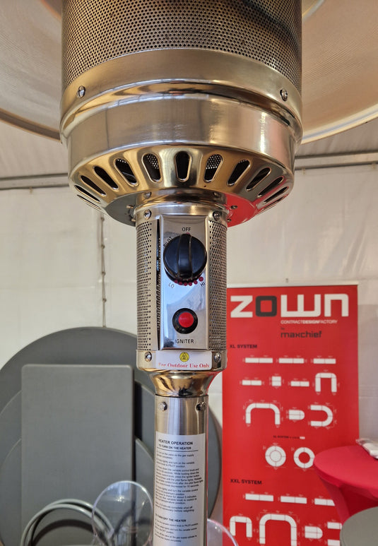 Powerful 13 KW gas heater with table